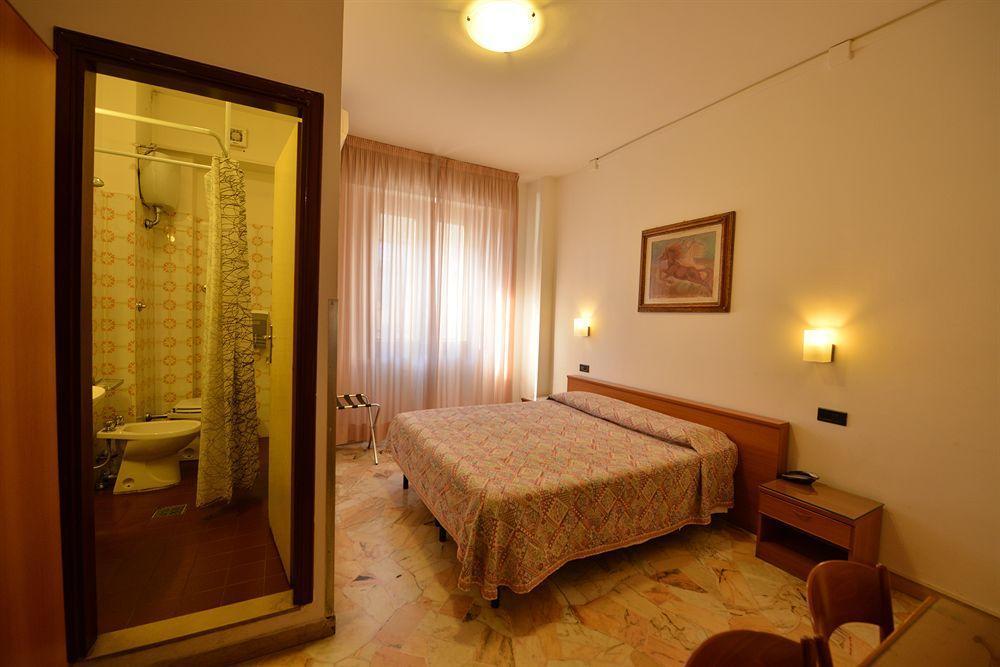 Hotel Careggi Florence Buitenkant foto