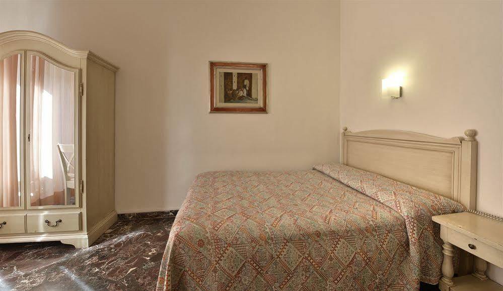 Hotel Careggi Florence Buitenkant foto