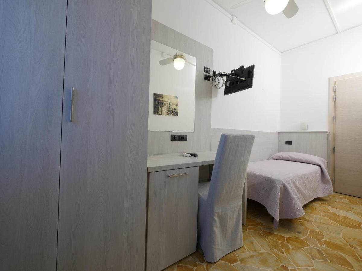 Hotel Careggi Florence Buitenkant foto
